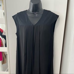 Simply Vera Vera Wang sophisticated pleated black dress.